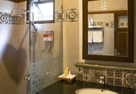 Bathroom Superior Room